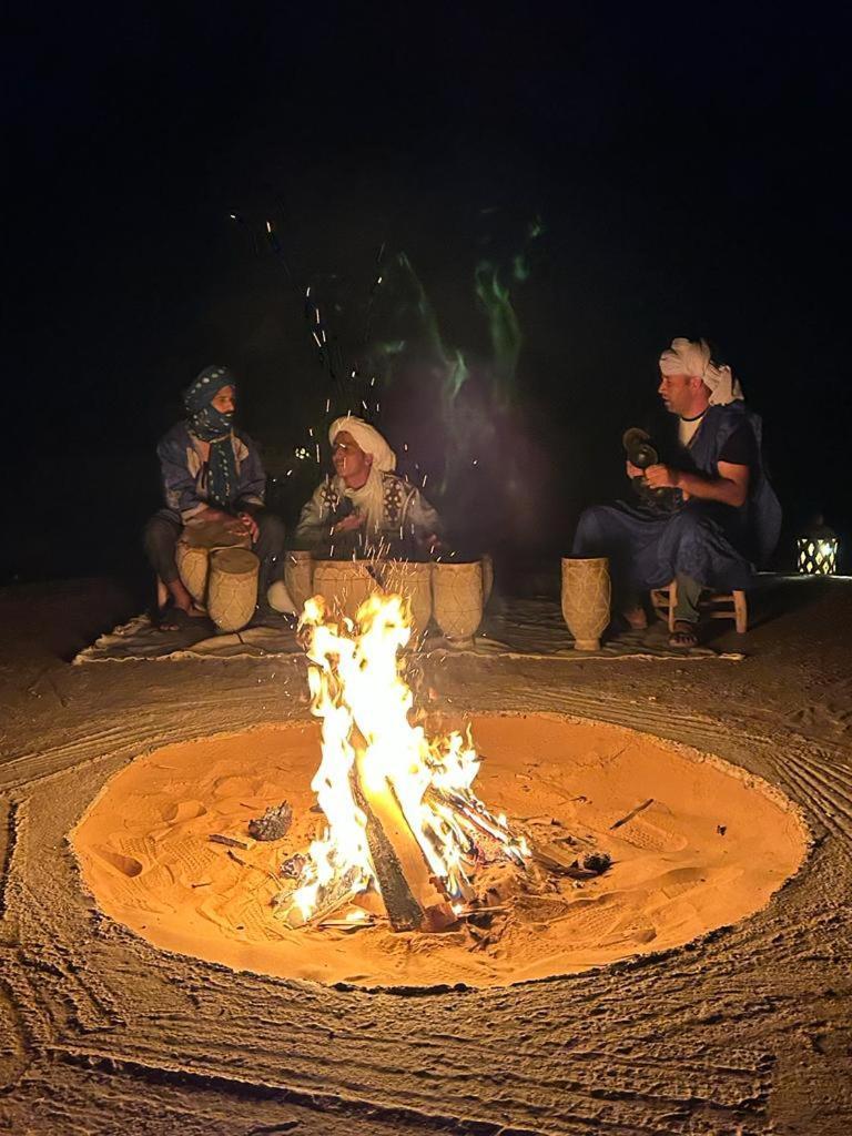 Tatooine Stars Camp Hotell Merzouga Exteriör bild